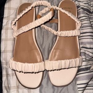 Crown Vintage Tan and Cream Sandals
